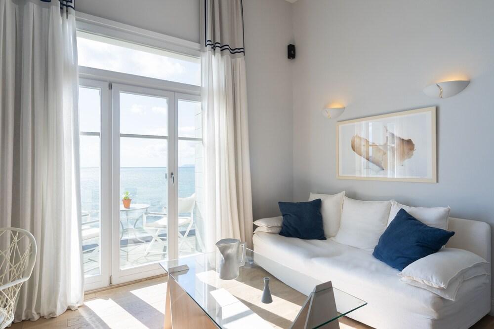 Dexamenes Seaside Hotel クルータ エクステリア 写真